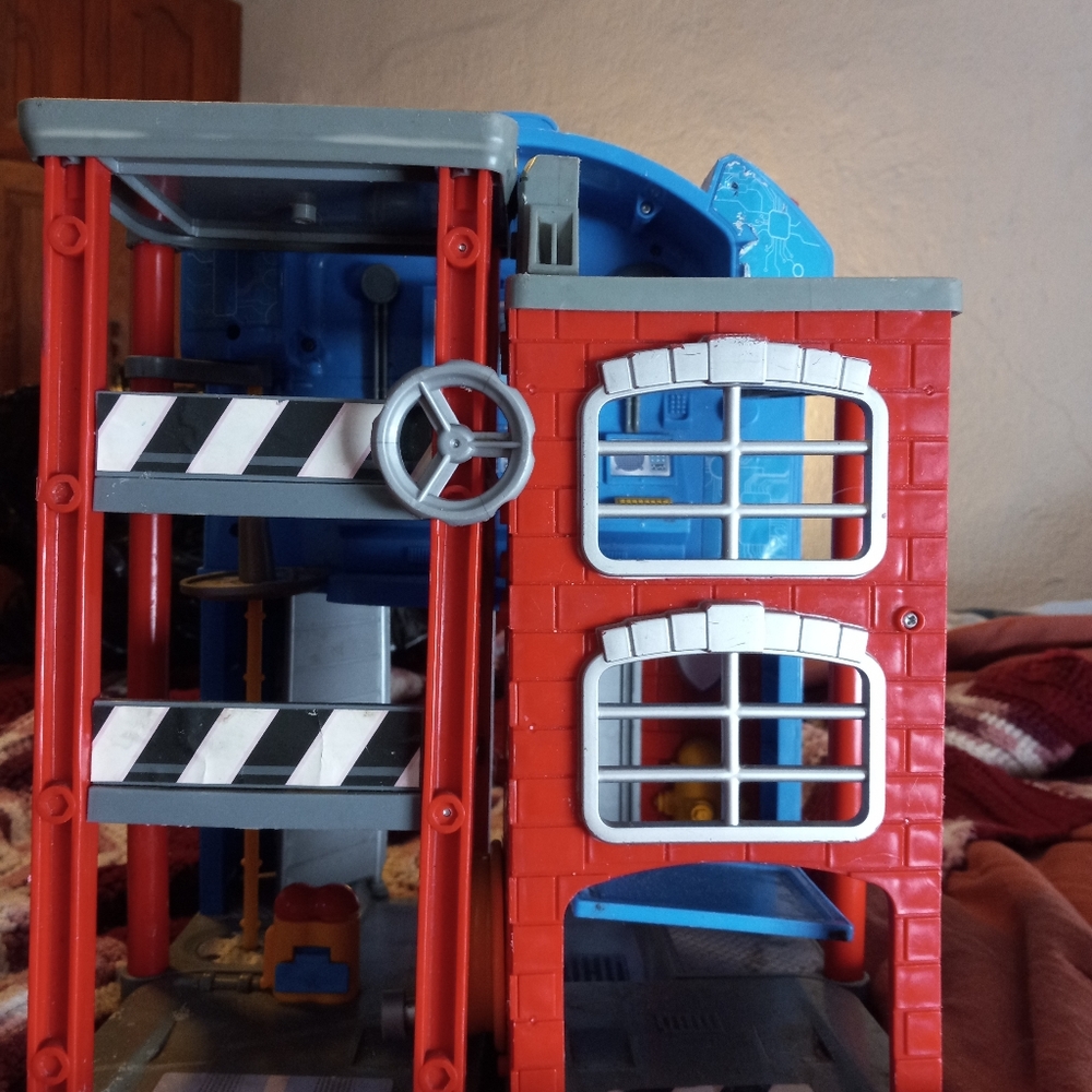 Transformers - Picture 2 of 2